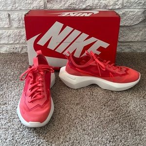 Nike Vista Lite magic ember